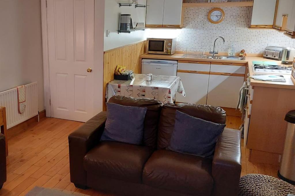 Appartement The Lighthouse Loft à Whitehead Extérieur photo